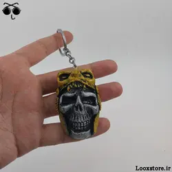 جاسوییچی اسکلت با ماسک هیولا