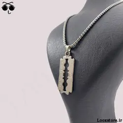 گردنبند طرح تیغ نقره ای با زنجیر استیل