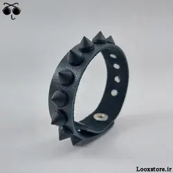 دستبند یک ردیف چرم با اسپایک مشکی مات