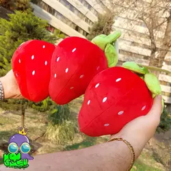 عروسک توت فرنگی