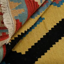 گلیم دستبافت چهار و نیم متری طرح قشقایی کد 597703