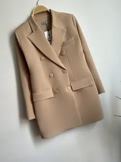 کت دکمه صدف