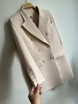 کت دکمه صدف