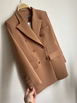 کت دکمه صدف