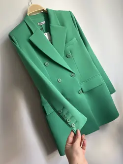 کت دکمه صدف