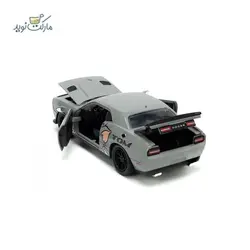 ماشین 2015 Dodge Challenger Hellcat و فیگور جری فلزی مقیاس 1:24