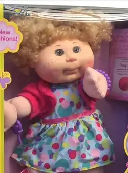 عروسک Cabbage مو فرفری بلوند با لباس خال خالی