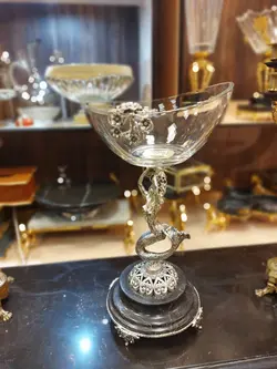 ظرف پایه بلند برنز