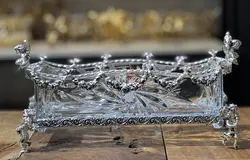 قندان, جادستمال, جاکاردی برنج و کریستال