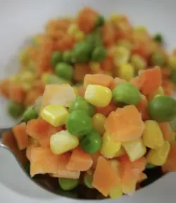 کوکتل سبزیجات بخارپز(نیم کیلویی)