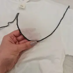 لباس کودک ست سه تکه درجه یک وارداتی کیفیت اورجینال شامل سارافون لی و شومیز سفید و کیف مناسب دو تا شش سال