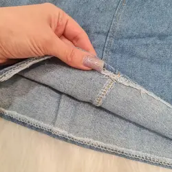 لباس کودک ست سه تکه درجه یک وارداتی کیفیت اورجینال شامل سارافون لی و شومیز سفید و کیف مناسب دو تا شش سال