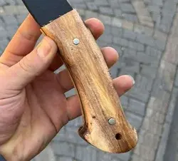 تبر استاد صفری