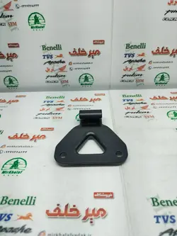 براکت اهنی (فلزی) (پلیت) پایه بلوری چراغ جلو موتور بنلی 150 قدیم اصلی