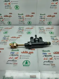 پمپ ترمز پدال عقب (وسط) زیر پا موتور اپاچی 180 و 200 هندی