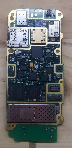 برد نوکیا مدل NOKIA N79 داخل شبکه تعمیر نشده سالم
