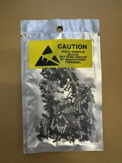 پیچ نوکیا و سامسونگ و . . . nokia samsung مناسب گوشی های نوکیا و سامسونگ قدیمی رزوه درشت و رزوه اهن فابریک و آکبند “اصالت کالا”:”اصل”