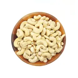 بادام هندی خام سایز ۲۴۰