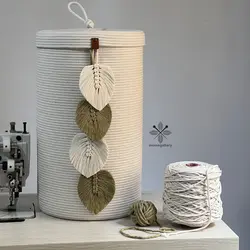 باکس لباس همراه با برگ مکرومه