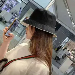 کلاه باکت کتان نخی تابستانی بزرگسال دو رو رنگی داخل مشکی
