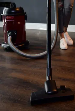 جارو برقی سطلی اوژن مدل VC300