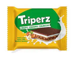 ویفر شیری فندقی با تکه های فندق و روکش شکلات شیری تریپرز – 25 گرم