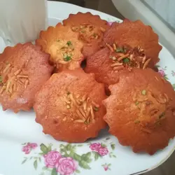 کیک یزدی هل و گلاب مقدار350گرم