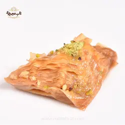 باقلوا سه گوش استانبولی