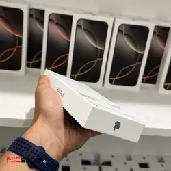 گوشی طرح آیفون 16 پرومکس برند کلون iphone 16 pro max  دو سیم کارت رم 8 (فول کپی)