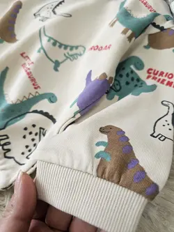 بلوزشلوار دورس دایناسوری اچ اند ام