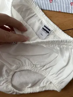 سه تیکه سارافون و کلاه و شورت