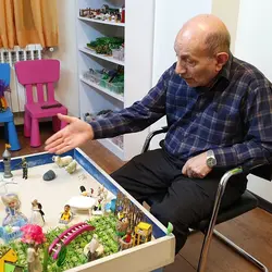 شن بازی درمانی