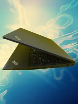لپ تاپ رندر و گیم استوک LENOVO thinkpad P52s نسل هشت core i7 رم 16 512SSD گرافیک 4 گیگ