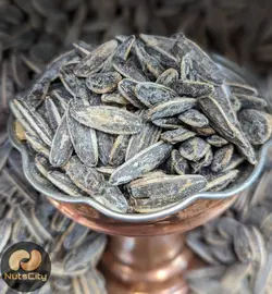 تخمه آفتاب گردان نمکی