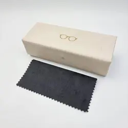 جلد عینک کرم