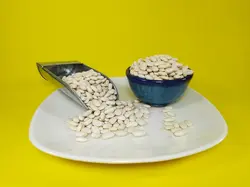 لوبیا سفید دستچین خمین عمده 30 کیلویی