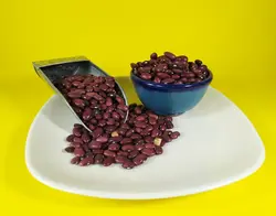 لوبیا قرمز خمین بسته 900 گرمی