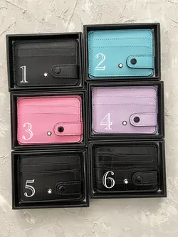 جاکارتی دکمه از بغل