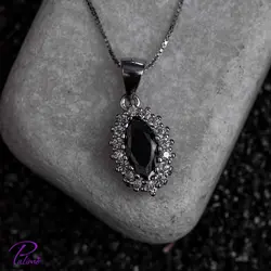 پلاک نقره اشک مشکی کد P2083 با روکش طلا سفید