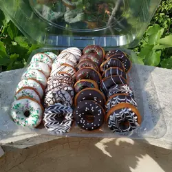 جعبه شیرینی بزرگ