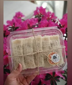 ظرف نیم کیلویی شیرینی