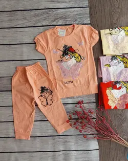 تیشرت و شلوارک تک شاخ پولکی