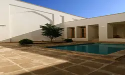 تعمیر و بازسازی مهمانخانه قائلی