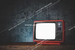 عکس با کیفیت تبلیغاتی تلویزیون قدیمی به رنگ قرمز و مشکی با کاغذ دیواری های سرمه ای