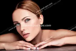 عکس با کیفیت تبلیغاتی سوپر مدل با بک گراند مشکی