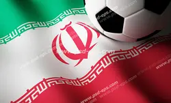 عکس با کیفیت تبلیغاتی توپ بر روی پرچم ایران