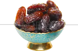 2 عدد عکس خرما در ظرف دوربری شده