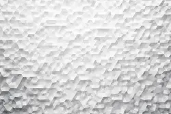 عکس با کیفیت دیوار سه بعدی یا دیوارپوش 3D با طرح چندضلعی های کوچک و ظریف سفید