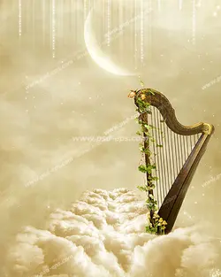 نقاشی و طرح فانتزی دنیای رویایی و آرزوها با آلات موسیقی قدیمی چنگ در میان ابرها و ماه