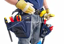 عکس با کیفیت مهندس نقشه برداری و ساختمان سازی با ابزار آلات مرتبط با آن